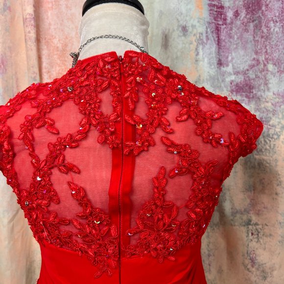 📌JJs House Lady in Red Formal - Prom - Ball Gown with Sequins - Picture 9 of 16